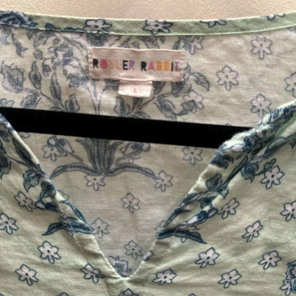 Roller Rabbit Blue and Green Floral Tunic NWOT - Picture 2 of 4